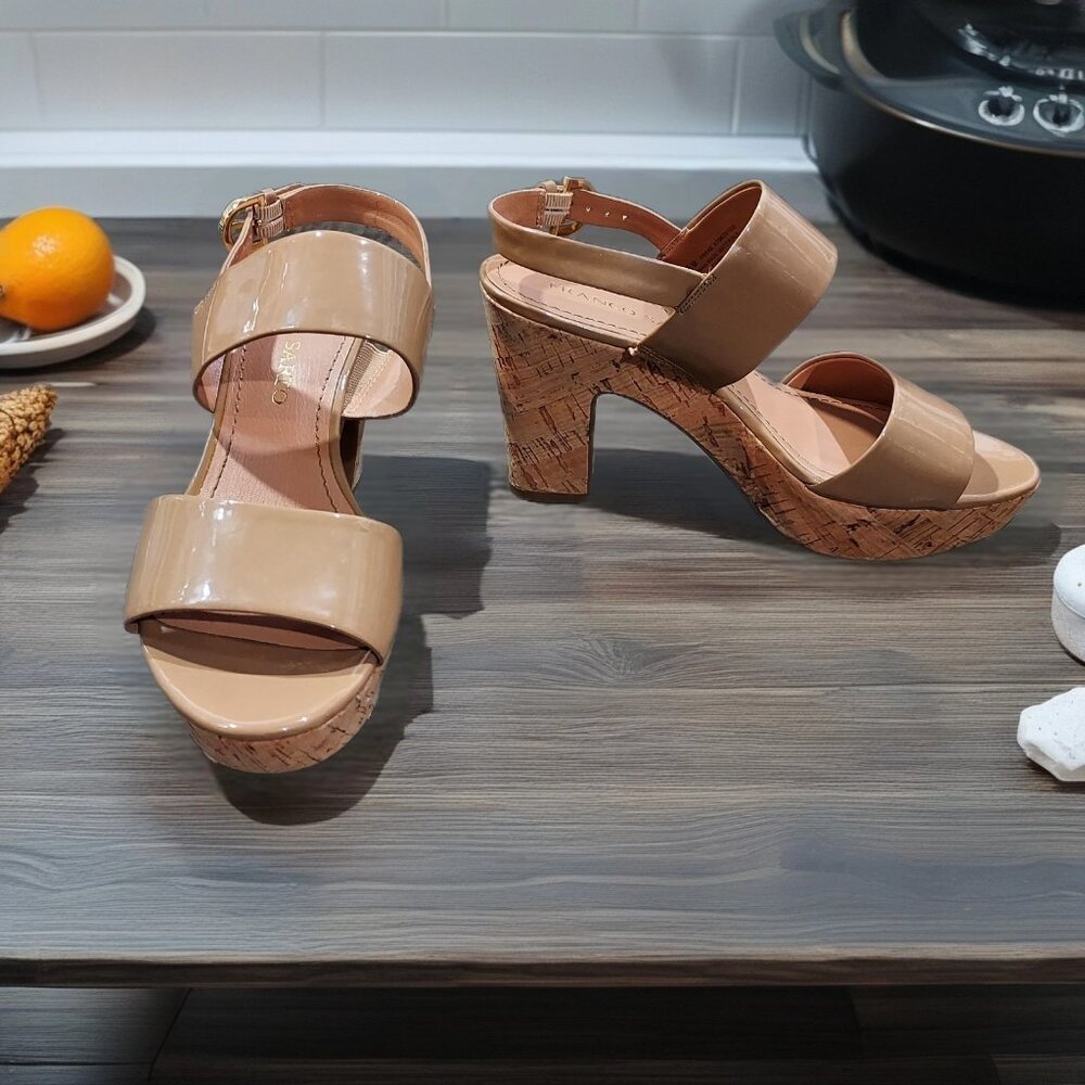 Franco Sarto Block Heel Sandal Women Size  7.5 Camel Patent Leather 4” Heel